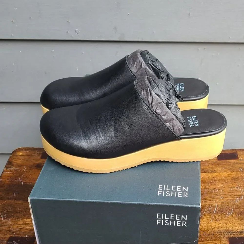 Eileen Fisher Black Leather Clogs Size 8 NIB!